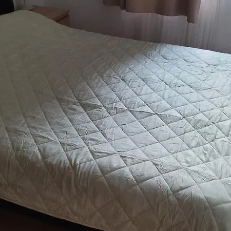 Cozy Downtown Appartamento